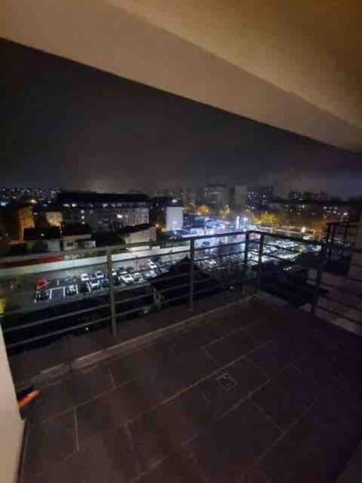 Chic Studio Pallady Apartment Bukares Bagian luar foto